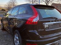 Gebraucht Volvo XC60 Kinetic 150 PS (110 kW) 2016 Schwarz SUV