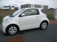 Gebraucht Toyota iQ Basis 68 PS (50 kW) 2009 Weiß Kleinwagen
