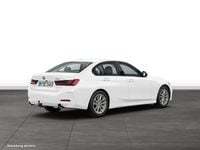 Gebraucht BMW 318 156 PS (114 kW) 2025 Weiß Limousine