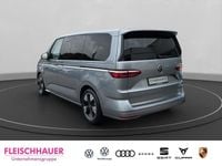 Gebraucht VW Multivan Style 150 PS (110 kW) 2025 Silber Van / Kleinbus