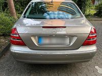 Gebraucht Mercedes E200 163 PS (119 kW) 2004 Silber Limousine