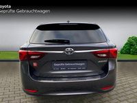 Gebraucht Toyota Avensis Edition-S 147 PS (108 kW) 2017 Marlingrau metallic Kombi
