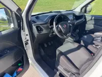 Gebraucht Fiat Doblò 100 PS (73 kW) 2016 Weiß Van / Kleinbus