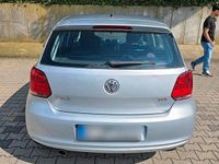 Usado VW Polo 90 HP (66 kW) 2011 Prateado Citadino