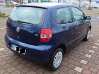 Gebraucht VW Fox 69 PS (50 kW) 2007 Blau Kleinwagen