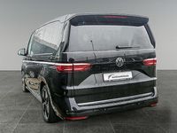 Gebraucht VW Multivan Style 150 PS (110 kW) 2024 Schwarz Van