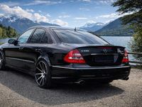Gebraucht Mercedes E500 AMG 306 PS (225 kW) 2002 Schwarz Limousine