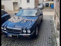 Gebraucht Jaguar XJ8 237 PS (174 kW) 1999 Blau Limousine