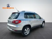 Gebraucht VW Tiguan Sportline 140 PS (102 kW) 2010 Silber SUV