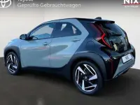 Neu Toyota Aygo X Lounge 116 PS (85 kW) 2026 Grün SUV