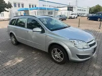 Gebraucht Opel Astra 140 PS (102 kW) 2009 Silber Kombi