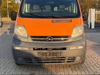 Gebraucht Renault Trafic 82 PS (60 kW) 2006 Weiß Van / Kleinbus