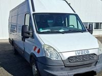 Second-hand Iveco Daily 126 CP (92 kW) 2012 Alb Berlinǎ