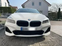 Używany BMW 225 Active Tourer Performance 224 KM (164 kW) 2019 Biały Minivan