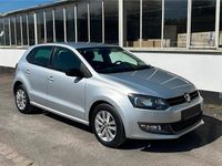 Gebraucht VW Polo Style 70 PS (51 kW) 2012 Silber Kleinwagen