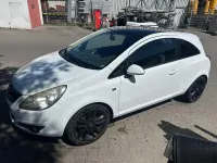 Gebraucht Opel Corsa Color Edition 90 PS (66 kW) 2010 Weiß Kleinwagen