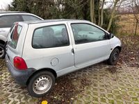 Second-hand Renault Twingo 58 CP (42 kW) 2001 Gri Hatchback