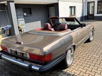 Gebraucht Mercedes 560 231 PS (169 kW) 1988 Gold Cabrio