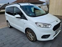 Gebraucht Ford Tourneo Courier Titanium 101 PS (74 kW) 2021 Weiß Van / Kleinbus