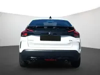Używany Citroën C4 Feel 131 KM (96 kW) 2023 Biały SUV