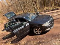 Gebraucht Skoda Superb Elegance 140 PS (102 kW) 2012 Schwarz Kombi