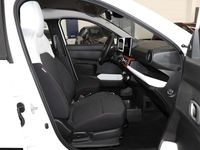 Gebraucht Dacia Spring Expression 47 kW (65 PS) 2025 Kaolinweiß Kleinwagen