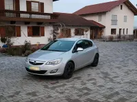 Gebraucht Opel Astra 125 PS (91 kW) 2009 Silber Limousine