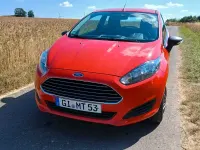 Gebraucht Ford Fiesta 60 PS (44 kW) 2015 Rot Kleinwagen