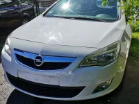 Brugt Opel Astra 140 HK (102 kW) 2012 Hvid Stationcar