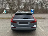 Gebraucht Volvo V60 150 PS (110 kW) 2018 Grau Kombi