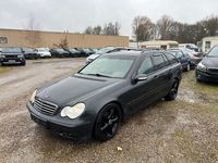 Gebraucht Mercedes C180 Classic 129 PS (94 kW) 2002 Schwarz Kombi