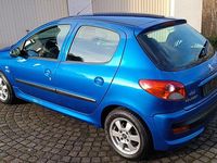 Gebraucht Peugeot 206+ 73 PS (53 kW) 2011 Blau Kleinwagen