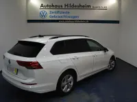 Gebraucht VW Golf VIII Life 150 PS (110 kW) 2024 Weiß Kombi
