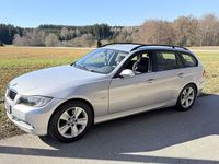 Gebraucht BMW 320 163 PS (119 kW) 2005 Grau Kombi