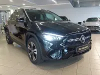 Gebraucht Mercedes GLA180 Progressive 136 PS (100 kW) 2024 Lack kosmosschwarz SUV