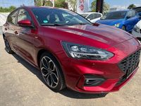 Gebraucht Ford Focus ST-Line 182 PS (133 kW) 2018 Rot Limousine