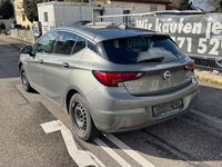 Gebraucht Opel Astra Innovation 125 PS (91 kW) 2016 Grau Limousine