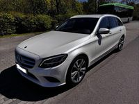 Gebraucht Mercedes C220 Avantgarde 194 PS (142 kW) 2018 Weiß Limousine