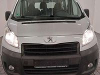 Gebraucht Peugeot TePee 128 PS (94 kW) 2014 Silber Van / Kleinbus