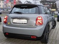 Gebraucht Mini Cooper Essential 135 kW (184 PS) 2020 Grau Kleinwagen
