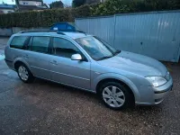 Gebraucht Ford Mondeo 125 PS (91 kW) 2006 Silber Kombi