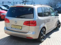 Gebraucht VW Touran Comfortline 105 PS (77 kW) 2012 Beige Van / Kleinbus