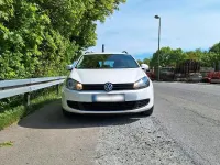 Gebraucht VW Golf VI Comfortline 105 PS (77 kW) 2013 Weiß Kombi