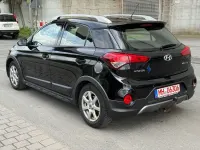 Gebraucht Hyundai i20 Active 120 PS (88 kW) 2016 Schwarz Limousine
