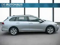 Gebraucht VW Golf VIII Life 110 PS (80 kW) 2024 Silber Kombi