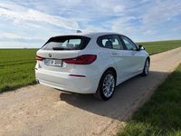 Gebraucht BMW 118 Advantage 140 PS (102 kW) 2023 Weiß Kleinwagen