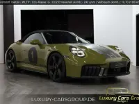 Gebraucht Porsche 992 541 PS (397 kW) 2026 Olive neo Cabrio