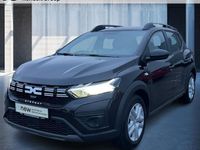 Gebraucht Dacia Sandero Essentiel 101 PS (74 kW) 2024 Schwarz Limousine