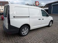 Gebraucht VW Caddy Maxi 102 PS (75 kW) 2024 Weiß Van / Kleinbus