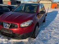 Gebraucht Nissan Qashqai +2 Visia 117 PS (86 kW) 2012 Rot SUV